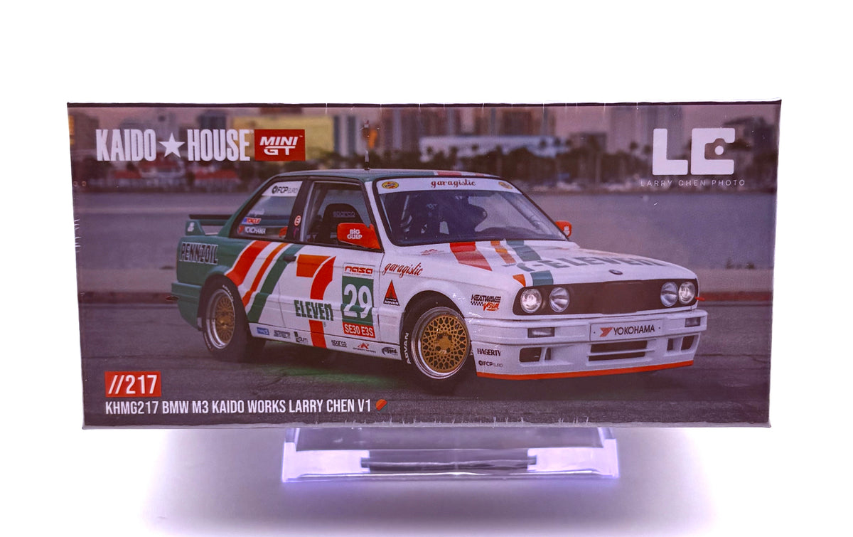 Kaido House #217 BMW M3 (E30) Kaidoworks – Larry Chen V1 7-Eleven