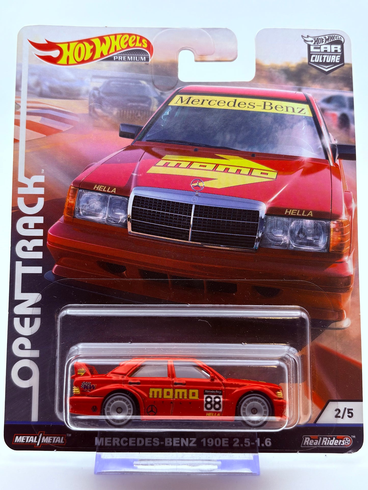 Hot Wheels Mercedes Benz 190E 2.5 „Momo“ inkl. Protector