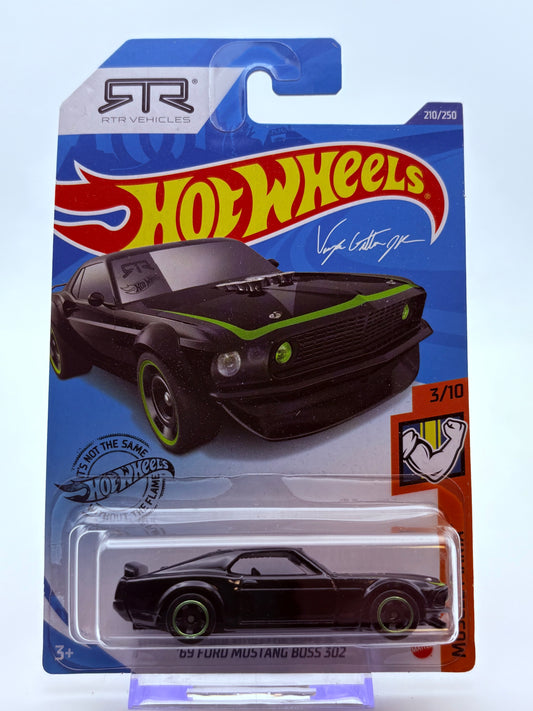 Hot Wheels ˋ69 Ford Mustang BOSS 302